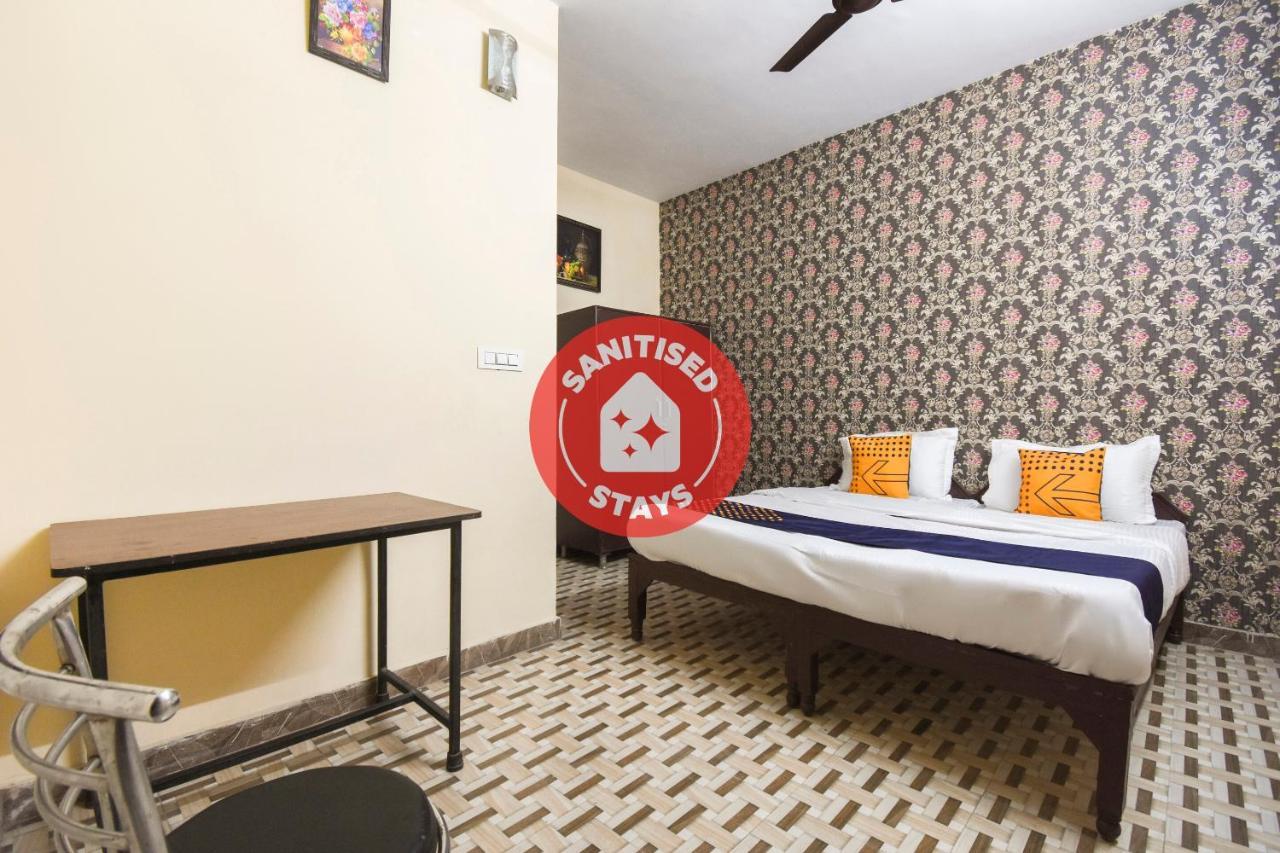 Spot On 70295 Sky Inn Jalandhar Dış mekan fotoğraf