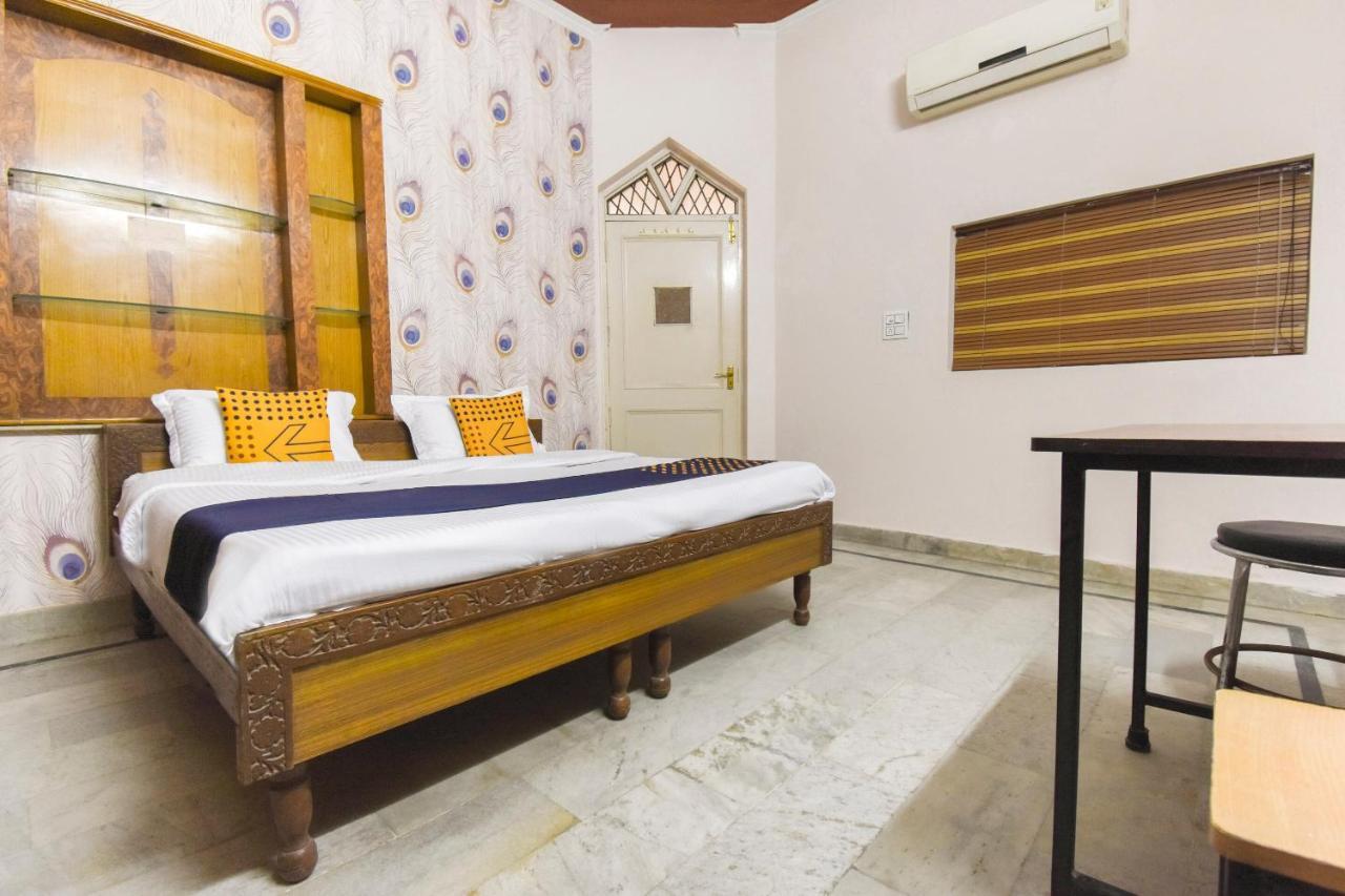 Spot On 70295 Sky Inn Jalandhar Dış mekan fotoğraf