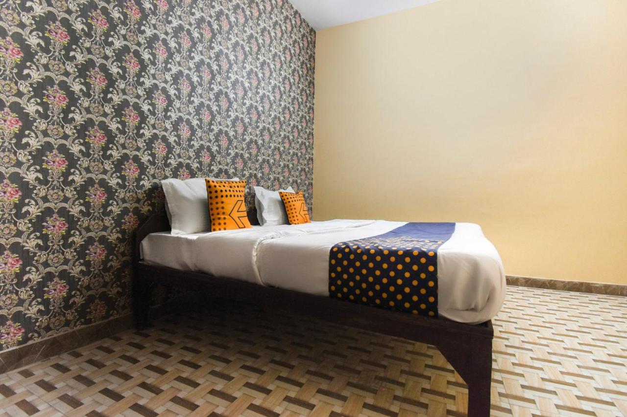Spot On 70295 Sky Inn Jalandhar Dış mekan fotoğraf